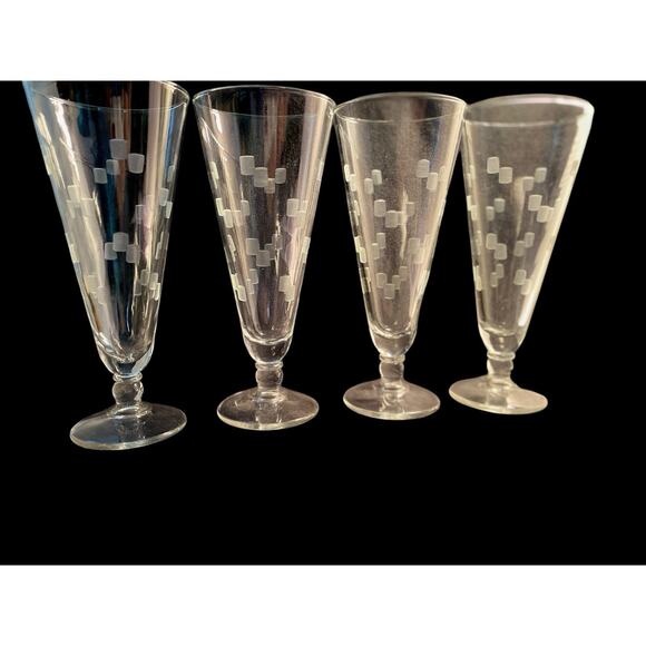 Set of Four Vintage Anchor Hocking Grey Etched CUBIST Pilsner Glasses 7 1/2” MCM - Picture 3 of 12